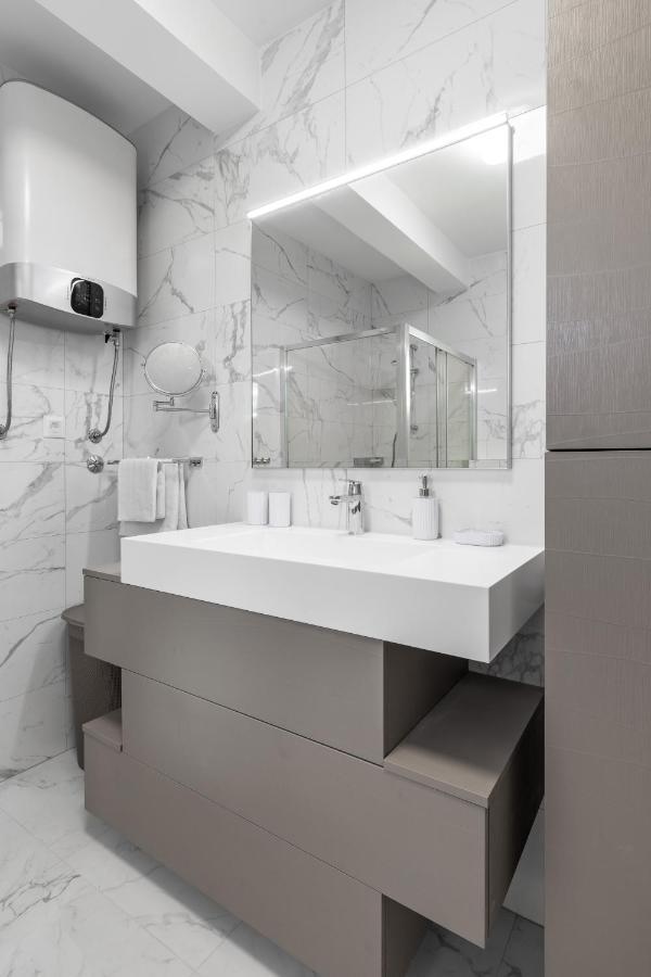 Elysian Zen Luxury Apartment - Two Bedroom Apartment With Terrace And Sea View 스플리트 외부 사진