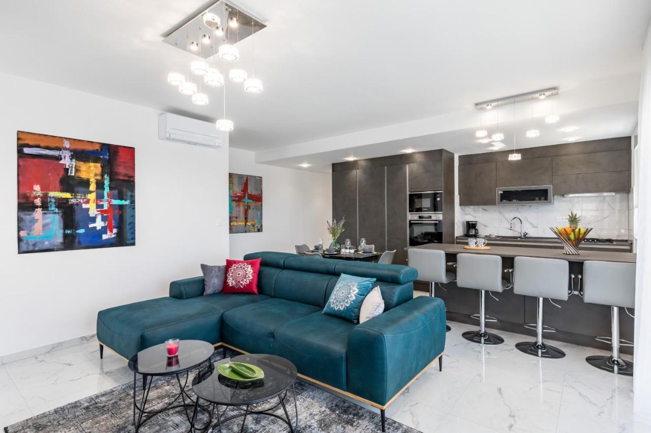 Elysian Zen Luxury Apartment - Two Bedroom Apartment With Terrace And Sea View 스플리트 외부 사진